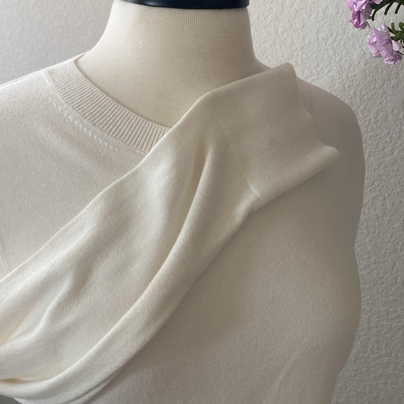 🦄 Banana Republic Cotton Sweater Too - Picture 5 of 6